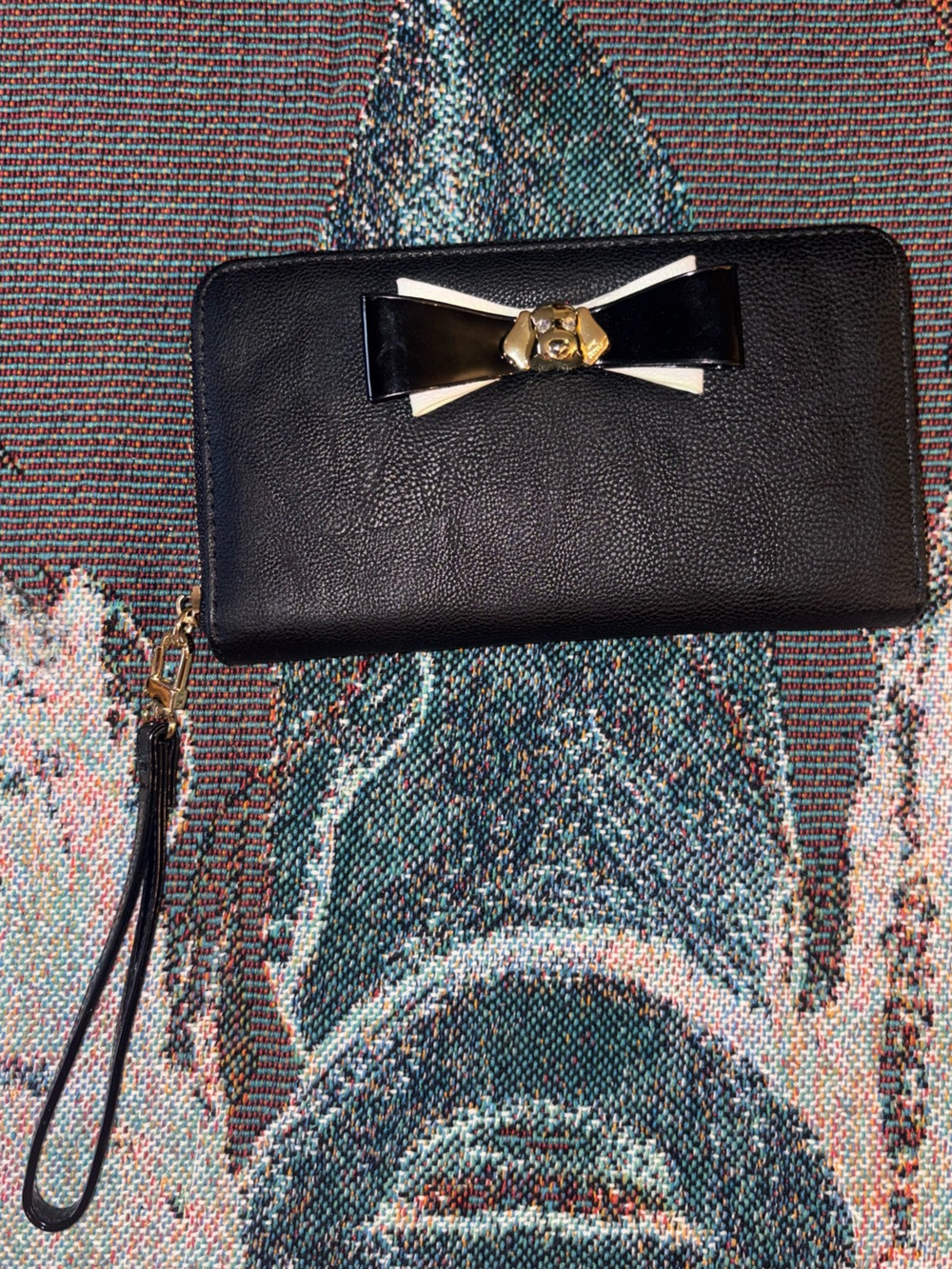 Black Bow Accent Wristlet Wallet - Unbranded
